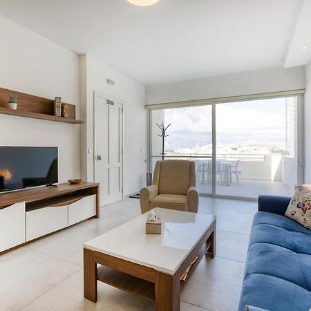 Gzira Penthouse - Hosted By Sweetstay Bagian luar foto