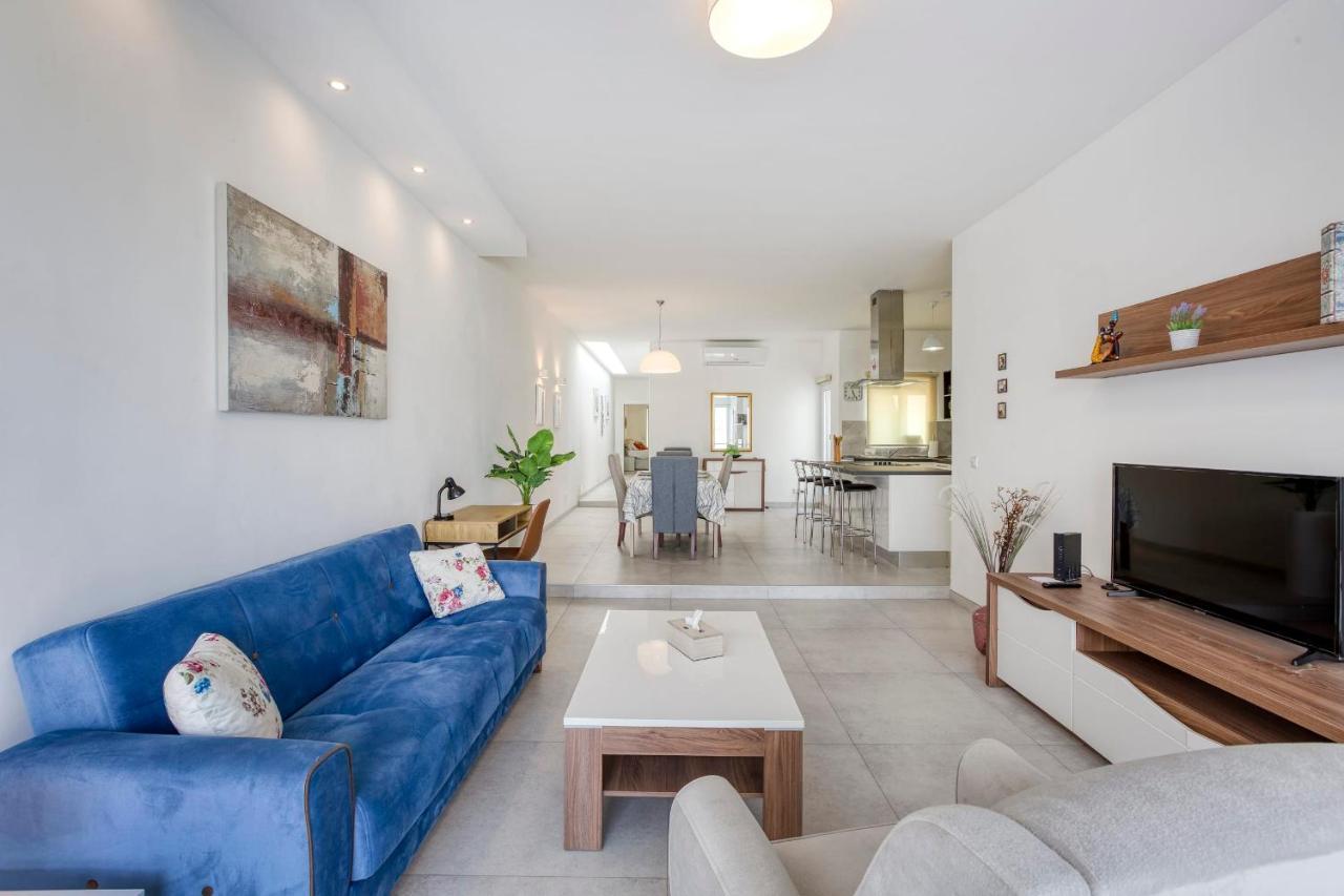Gzira Penthouse - Hosted By Sweetstay Bagian luar foto