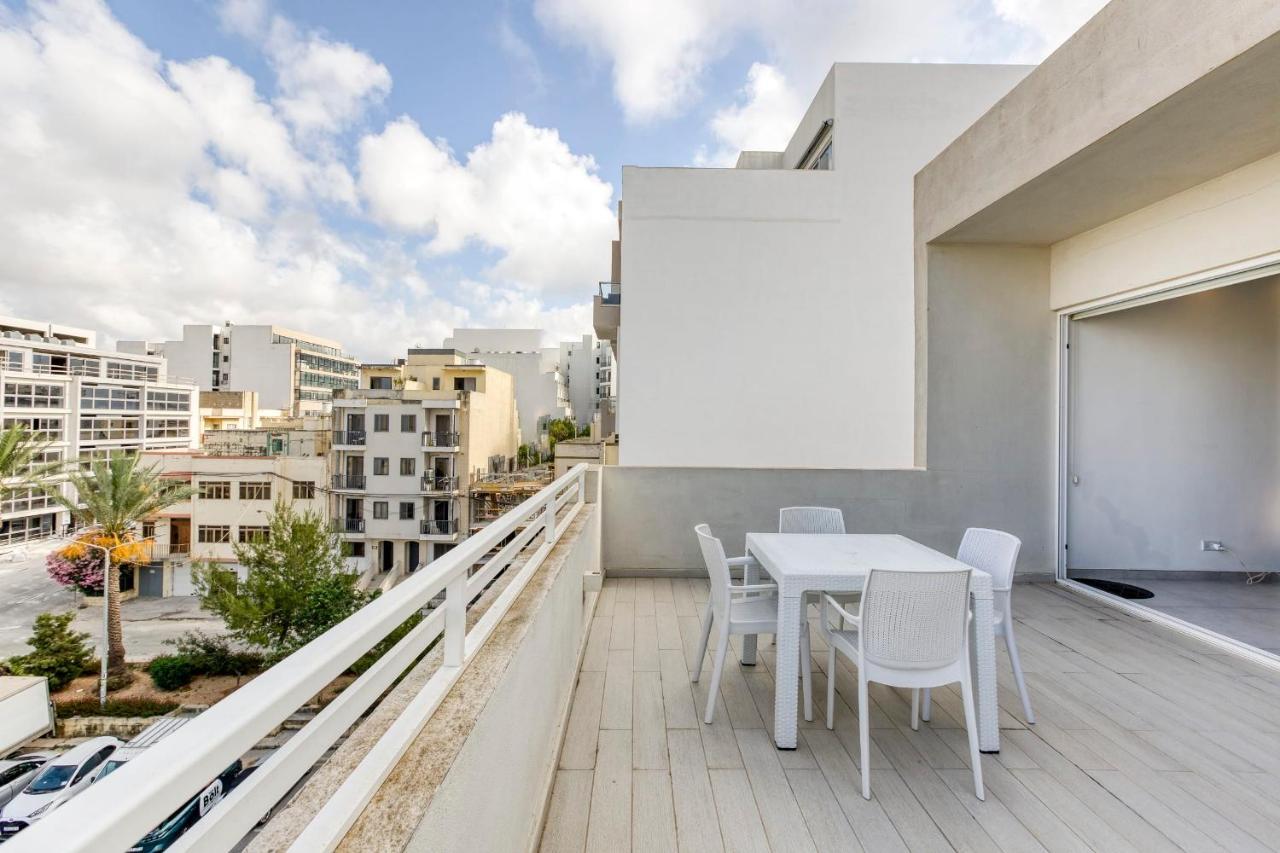 Gzira Penthouse - Hosted By Sweetstay Bagian luar foto