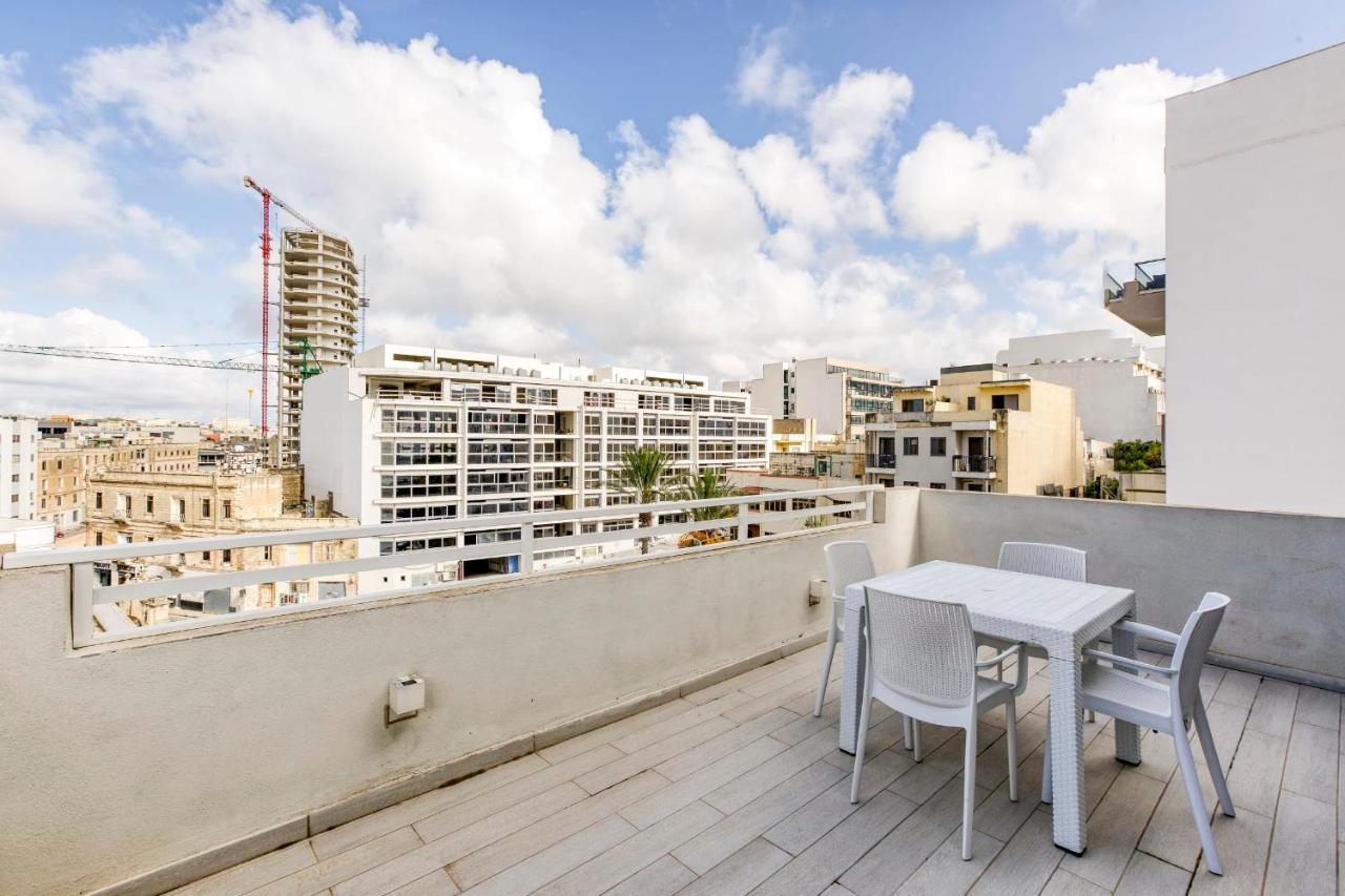 Gzira Penthouse - Hosted By Sweetstay Bagian luar foto
