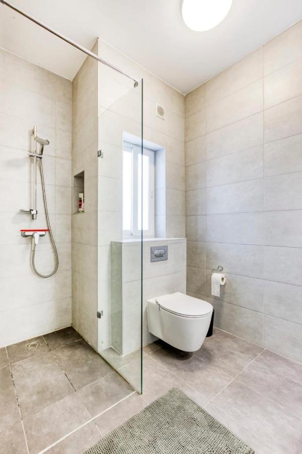Gzira Penthouse - Hosted By Sweetstay Bagian luar foto